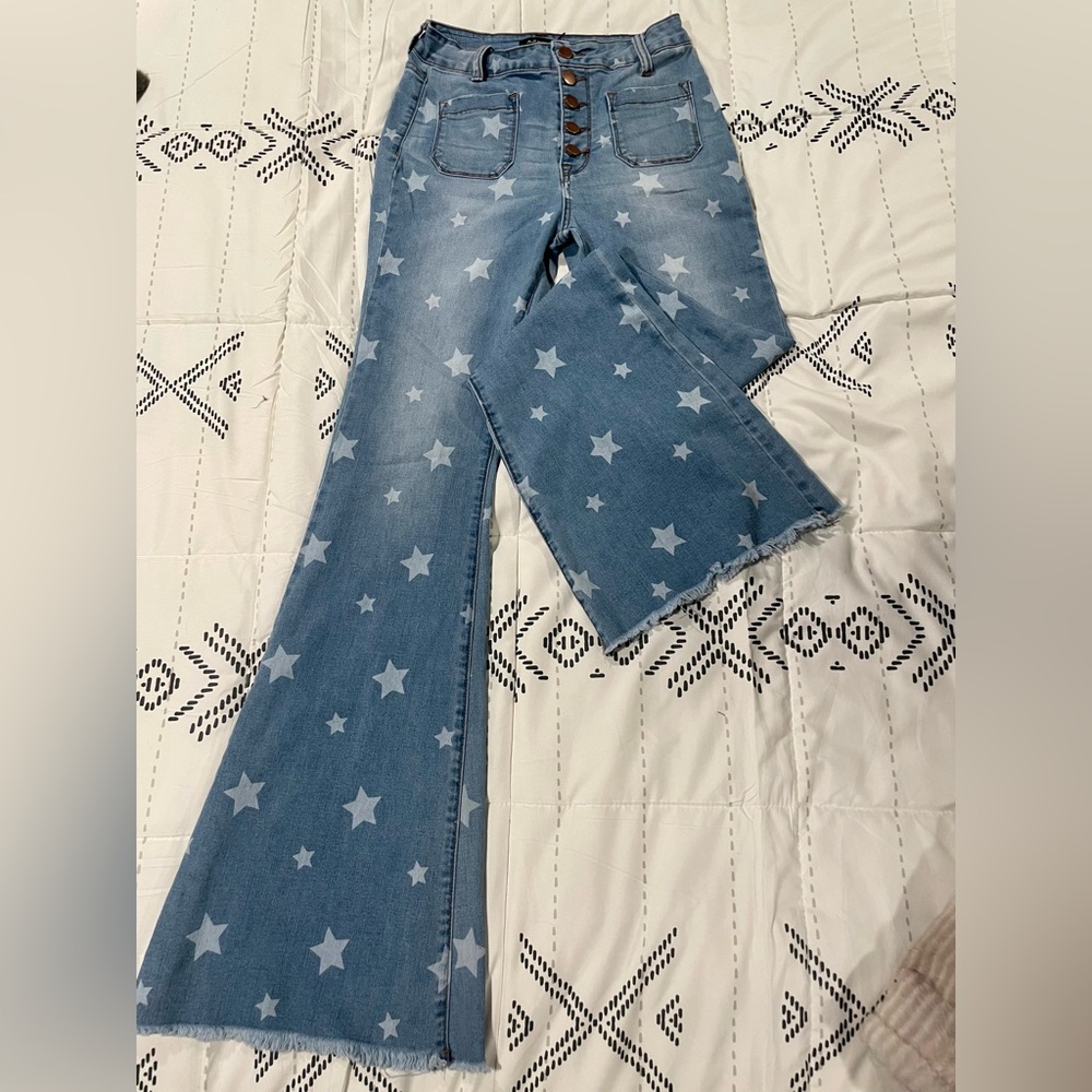 Angry rabbit star bellbottoms